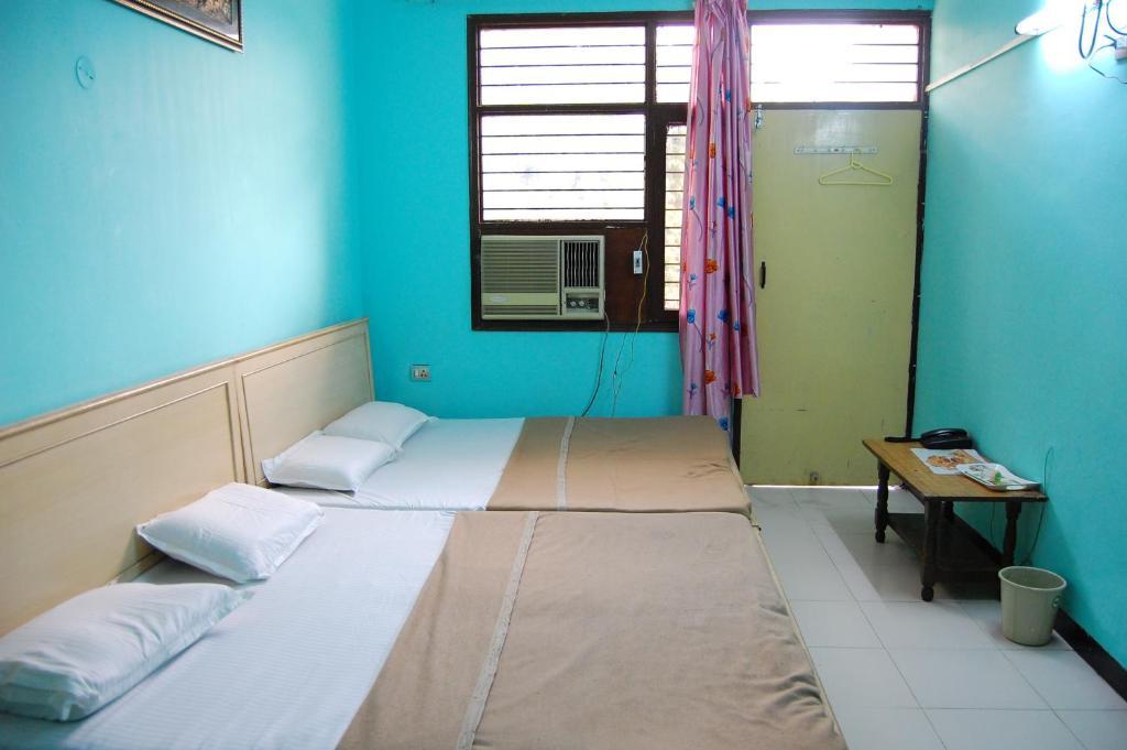 Hotel Viren Plaza Agra  Kültér fotó